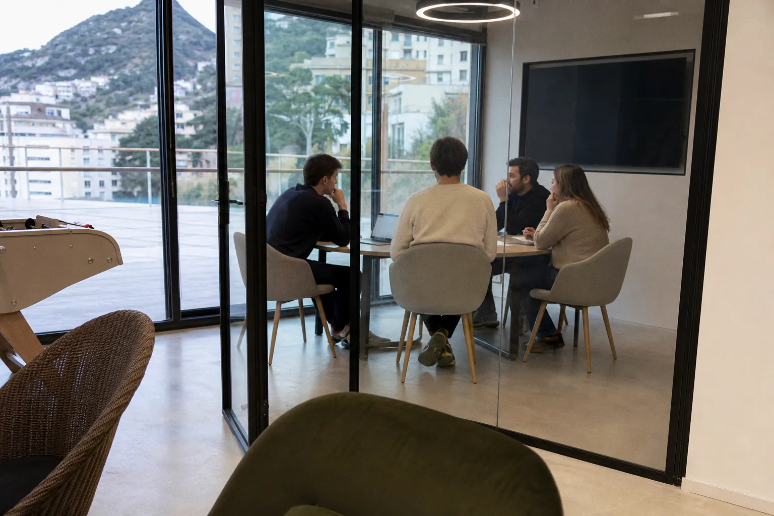Créer un site web gratuitement grâce à l’IA : le pari d’une entreprise monégasque