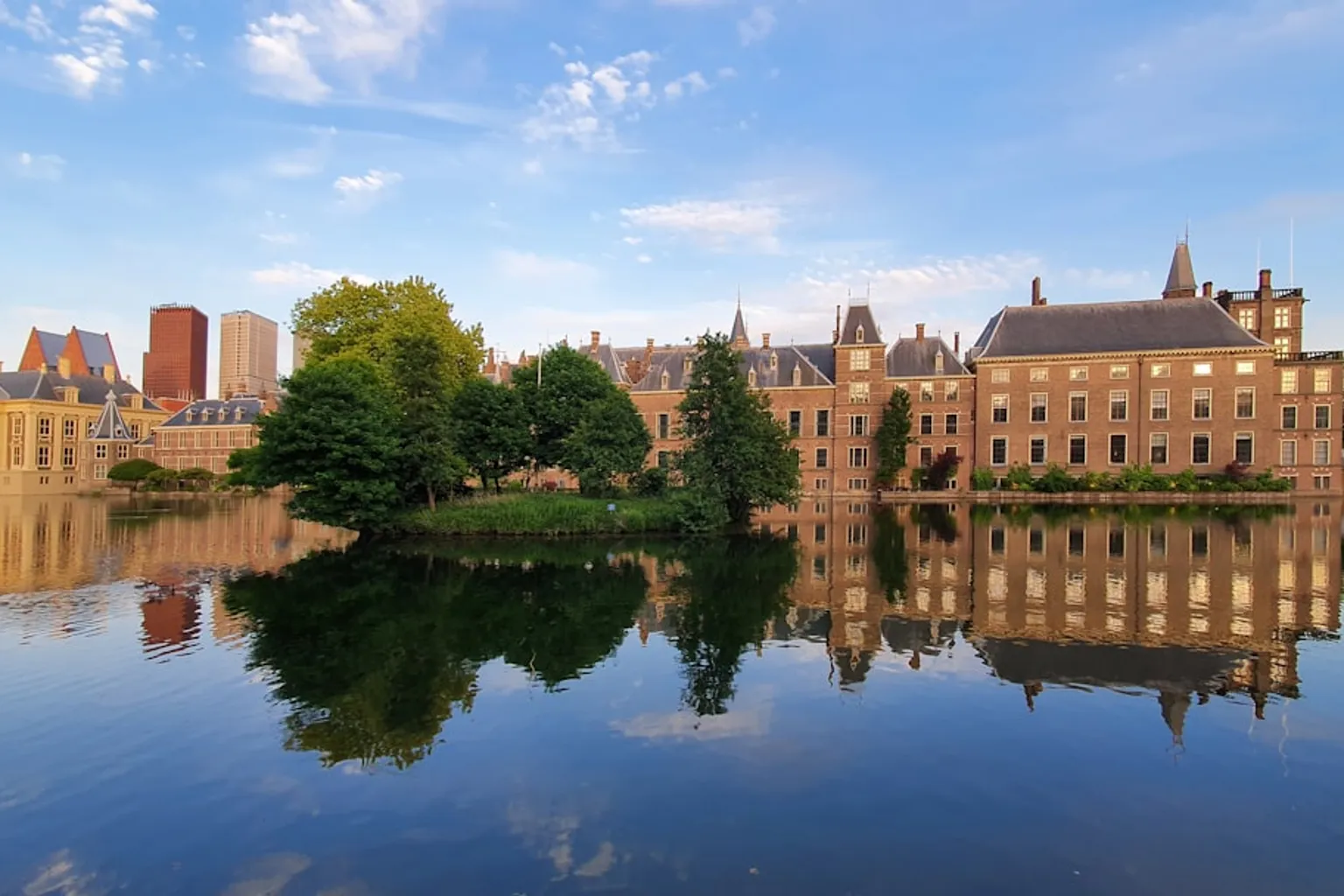 Mauritshuis visite : faut-il sacrifier une journée pour Vermeer ?