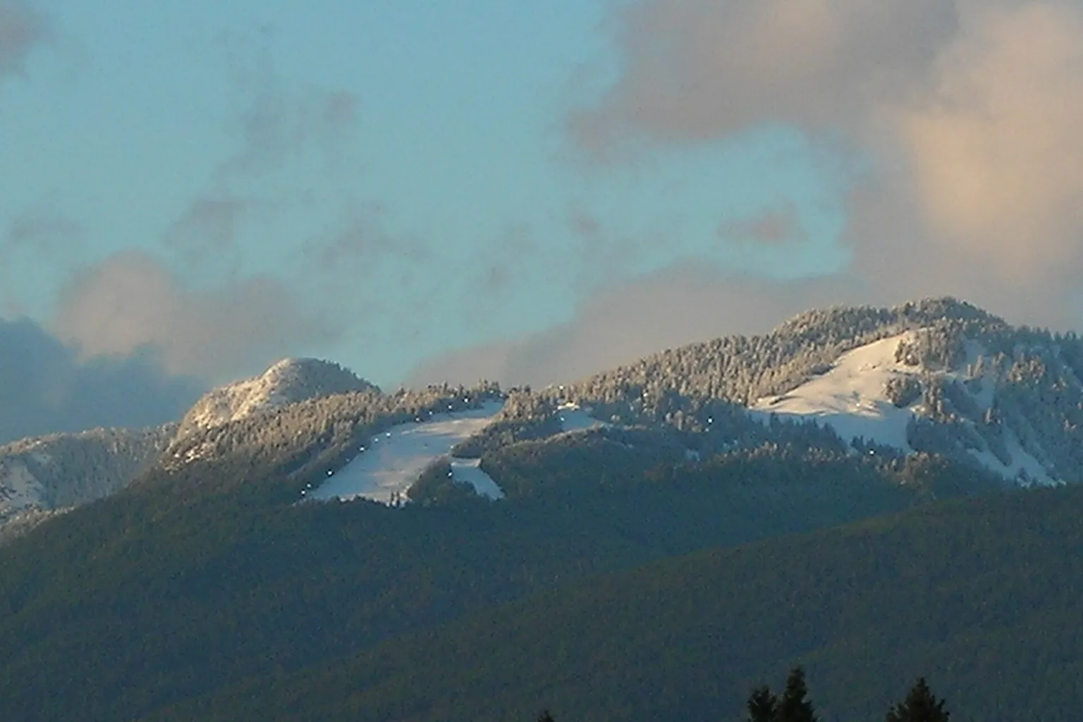 Mont Grouse : faut-il réserver ses billets pour l'ascension ?